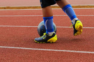 米兰体育-哈兰德梅开二度、安东尼MVP!多场大战精彩纷呈,哈兰德和梅西