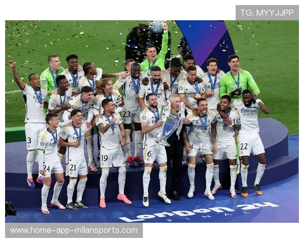 皇马瞄准拜仁26岁中卫，2进2出价值1.1亿球队升级，皇马1-9拜仁