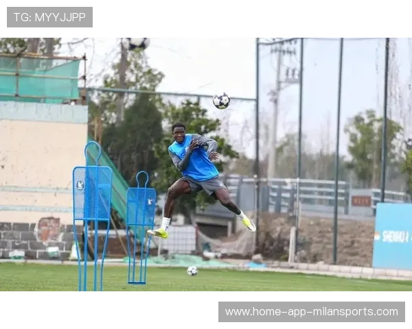 上海申花执行扣10分处罚，斯卢茨基变阵开启“每场皆决赛”抢分模式