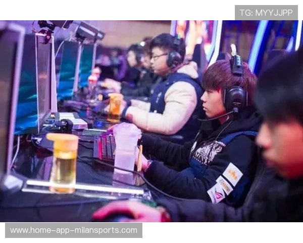 战术革新，四保一体系重回赛场